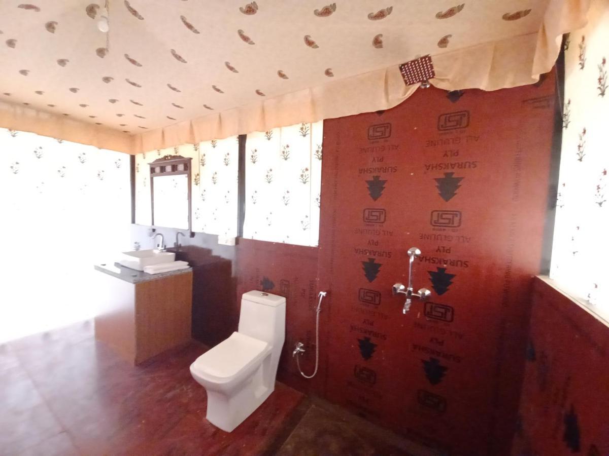 Royal Pushkar Camps- A Luxury Camp Resort Екстериор снимка