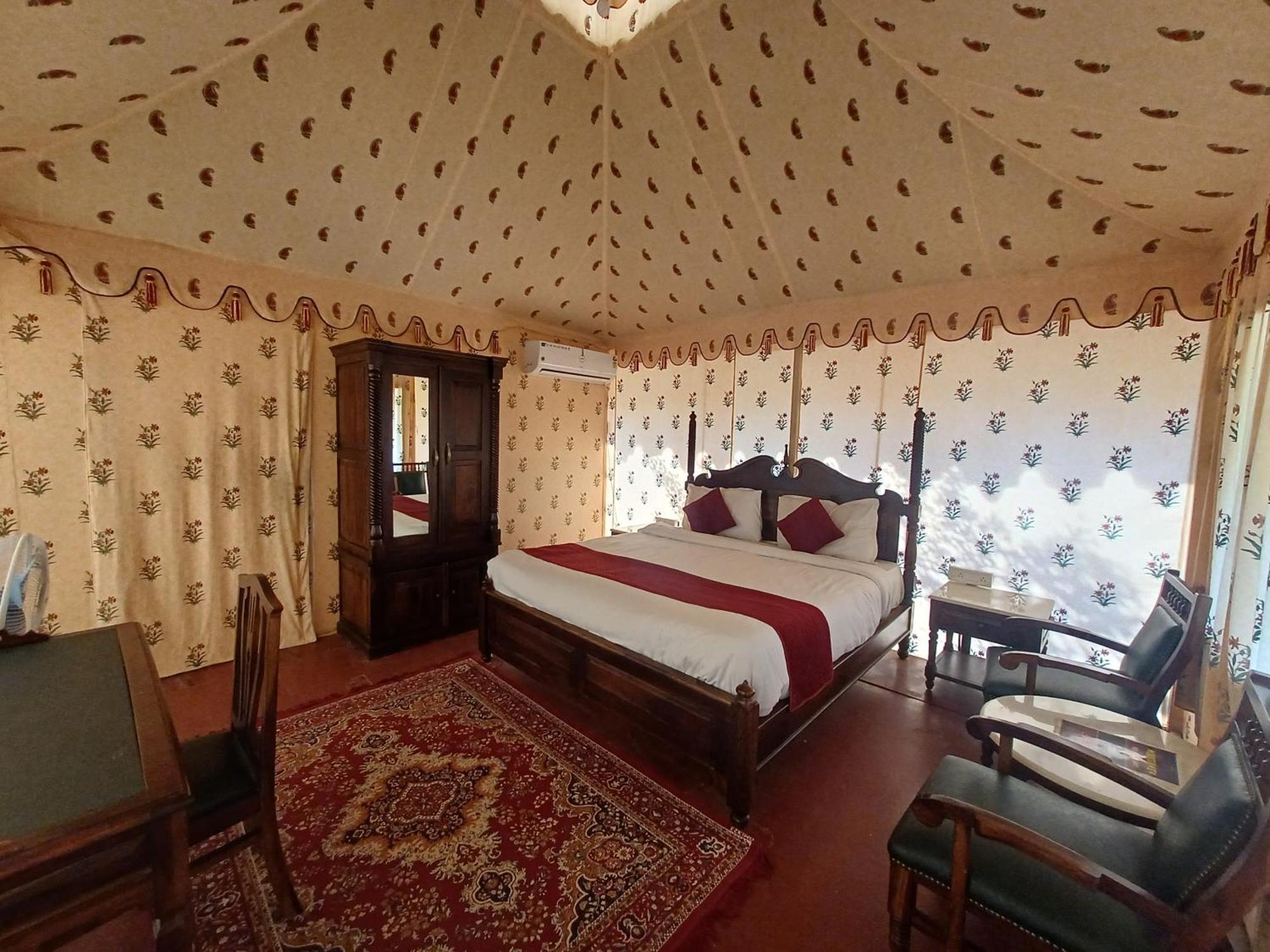 Royal Pushkar Camps- A Luxury Camp Resort Екстериор снимка
