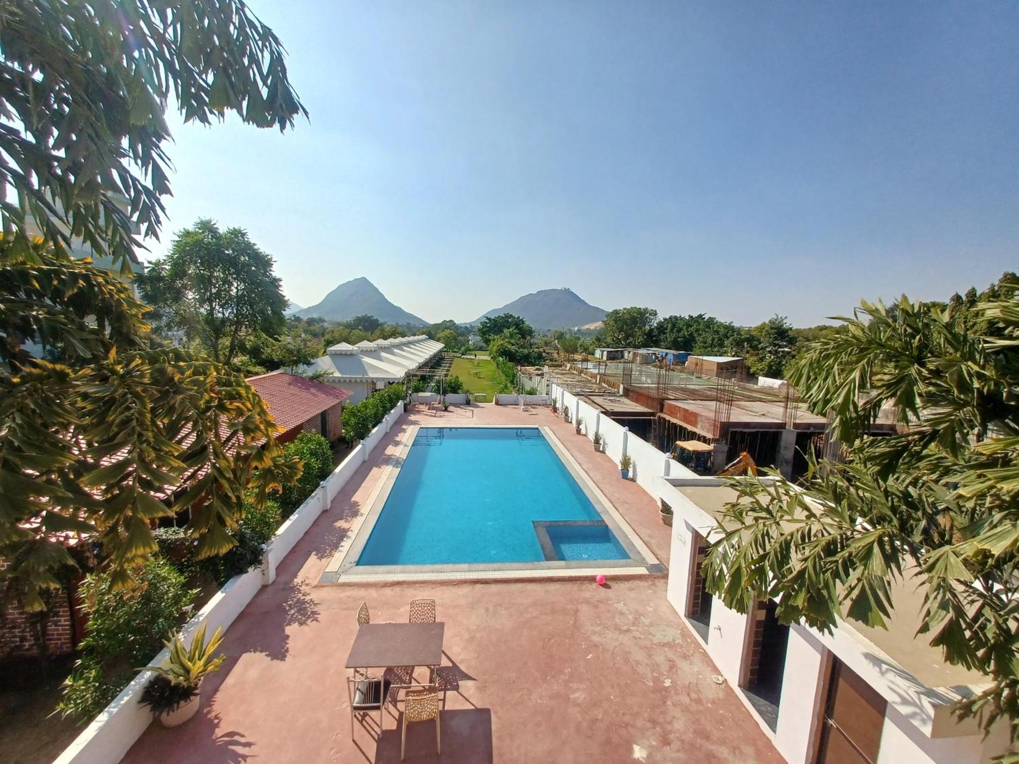 Royal Pushkar Camps- A Luxury Camp Resort Екстериор снимка